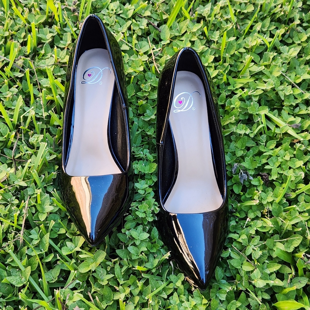 NEW My Delicious Classic Slip On Stiletto Heel